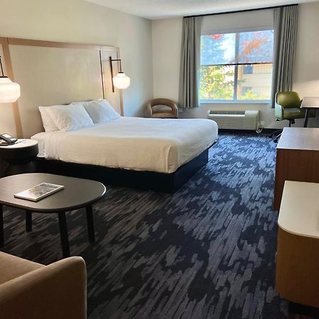 Fairfield Inn & Suites Detroit Farmington Hills Exterior photo