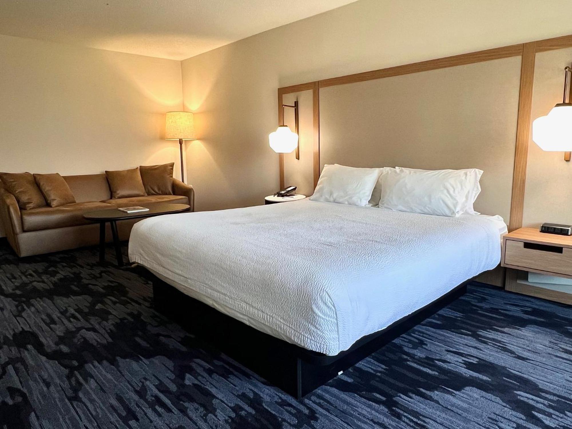 Fairfield Inn & Suites Detroit Farmington Hills Exterior photo