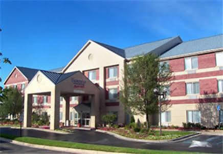 Fairfield Inn & Suites Detroit Farmington Hills Exterior photo